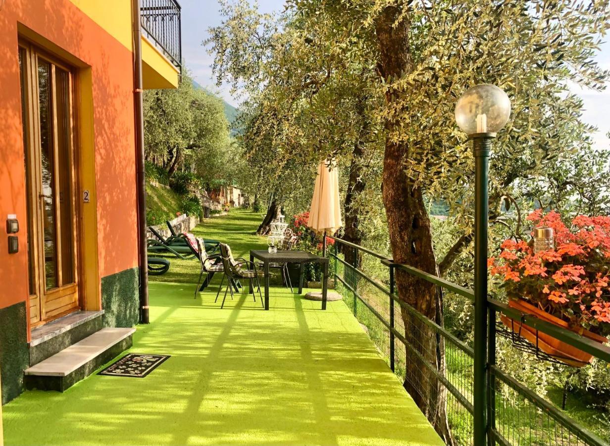 Casa Rosa Apartments Malcesine Exterior photo